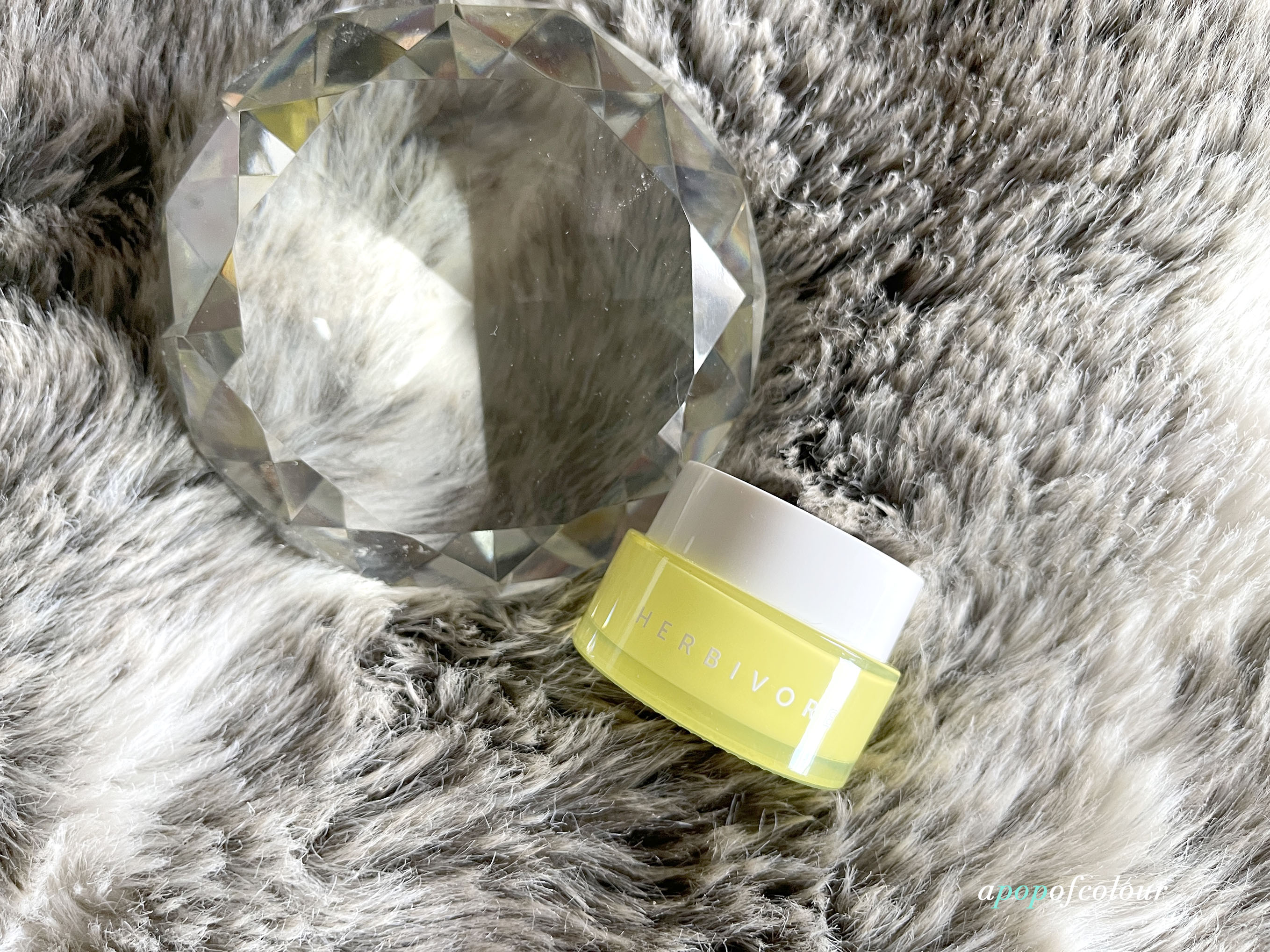 Herbivore Botanicals Super Nova 5% Vitamin C + Caffeine Brightening Eye Cream