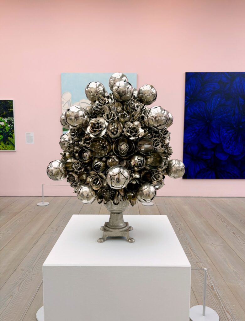 Saatchi-Gallery-Flowers-Flora-Exhibition-3