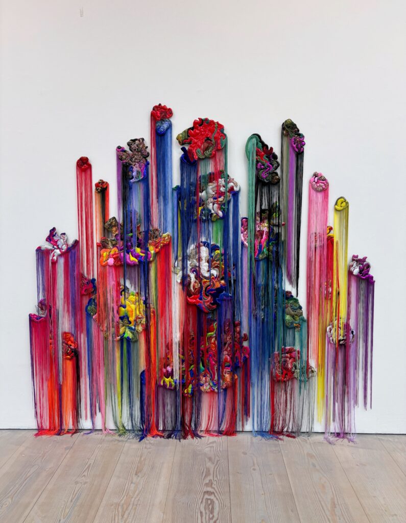 Saatchi-Gallery-Flowers-Flora-Exhibition-4