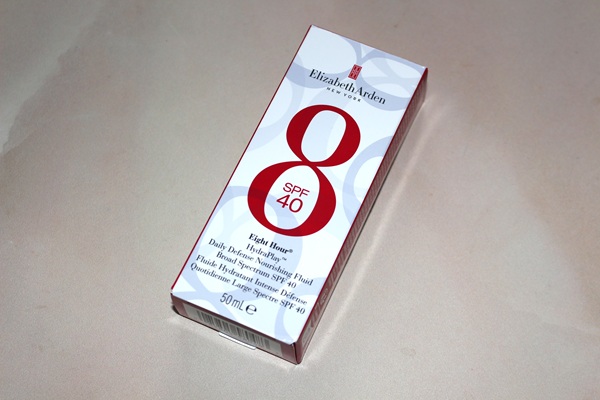 Elizabeth Arden Eight Hour HydraPlay Daily Defense Nourishing Fluid SPF 40 Review