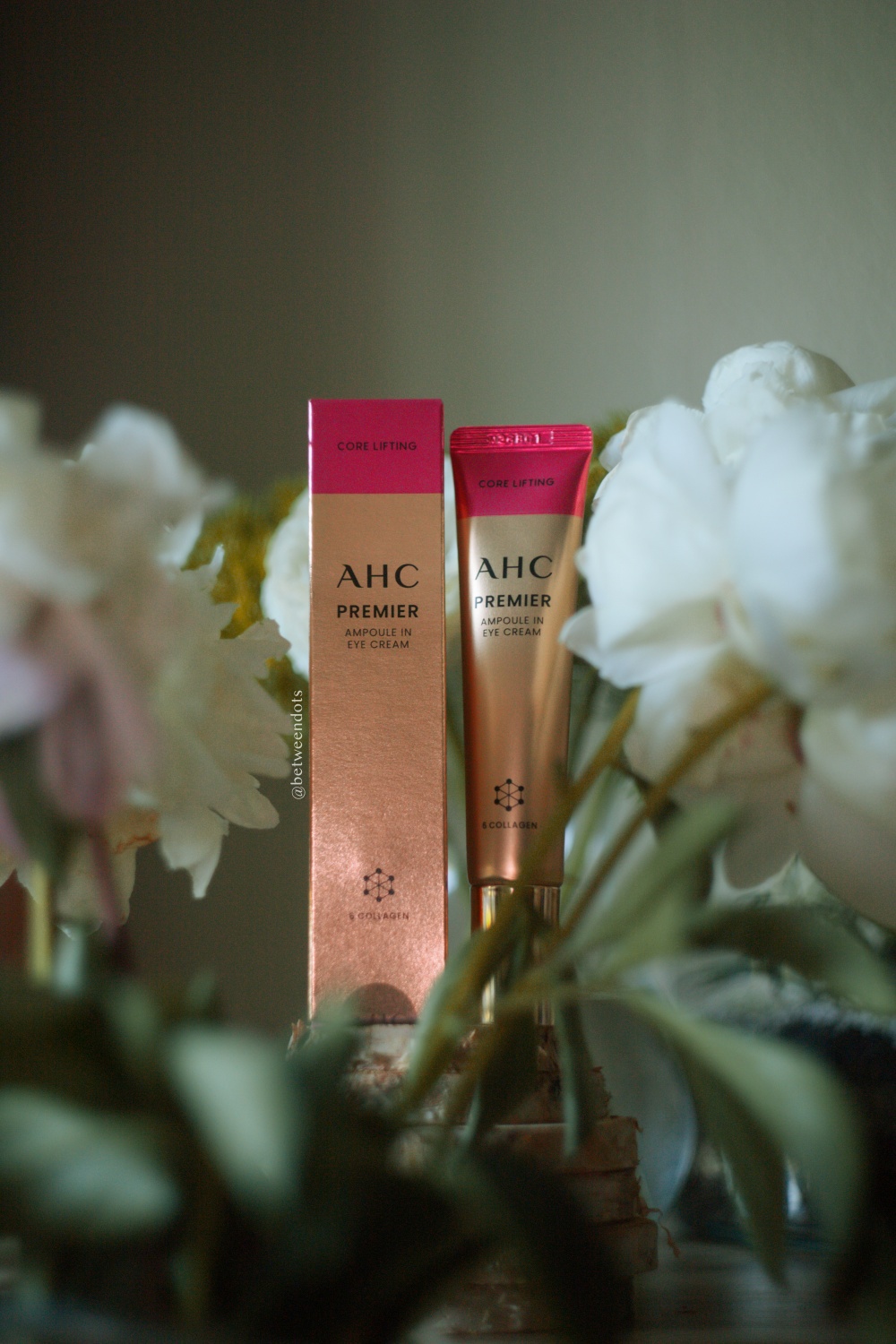 AHC Premier Eye Cream Core Lifting (Season 12)