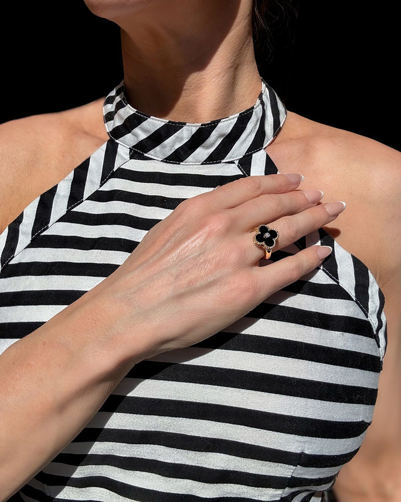 Van Cleef & Arpels Alhambra ring diamond