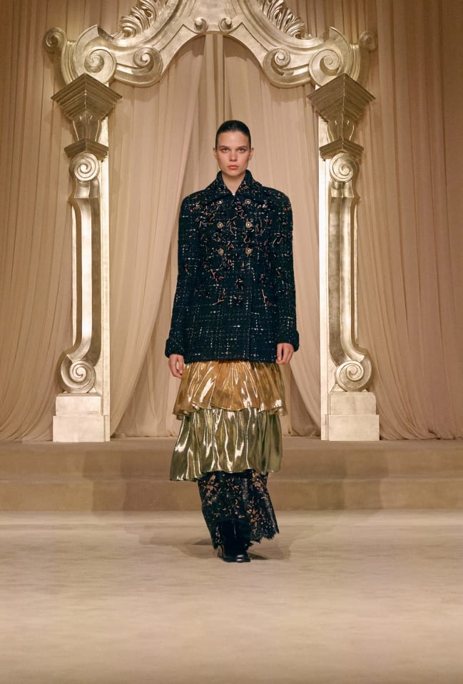 Timeless Elegance Reinvented: CHANEL Fall-Winter 2025/26 Haute Couture Triumphs in Paris 4 CHANEL Fall-Winter 2025/26 haute couture 4