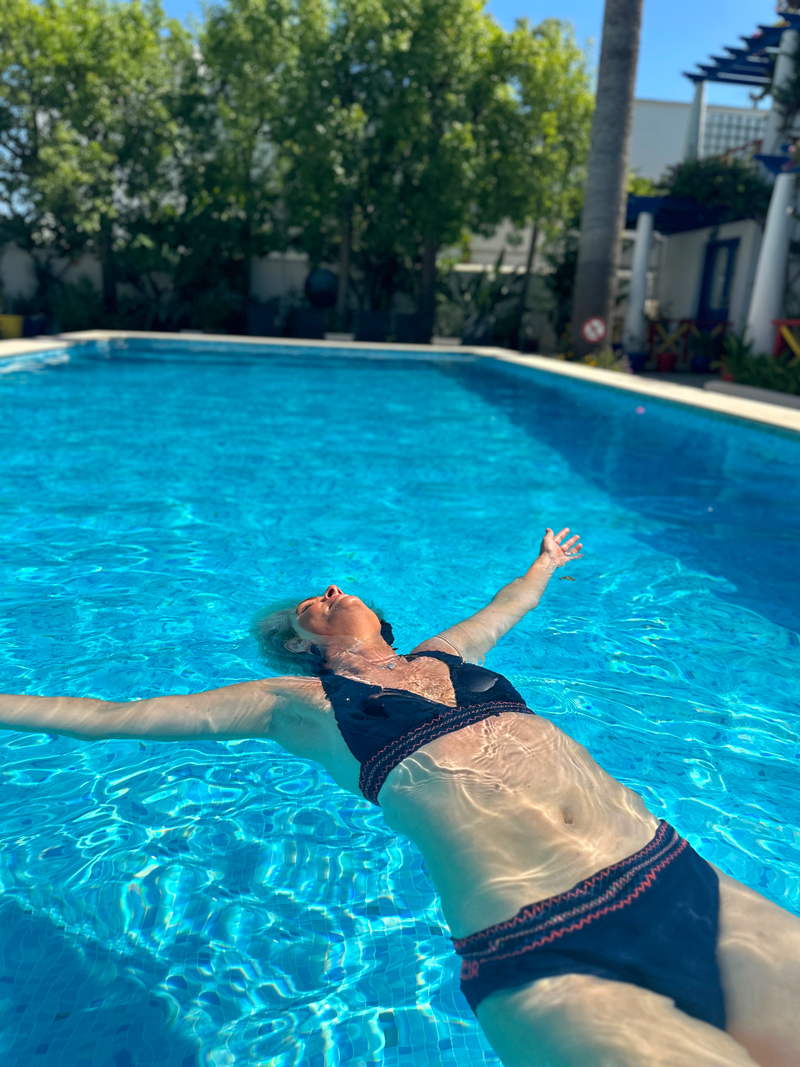 Su-Hotel Midlife Lately - July 2025