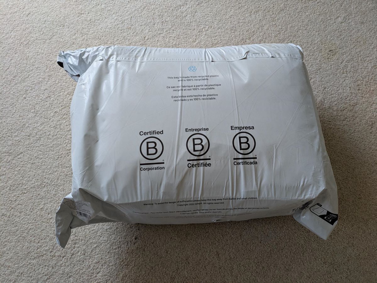 Duvet packaging showing that it is 100% recyclable